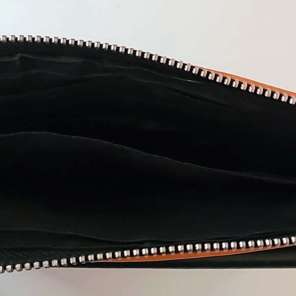 Danier Leather Clutch - Picture 5 of 8